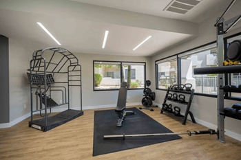 Endurance fitness facility